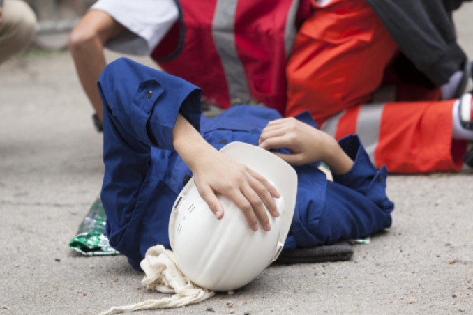 Worker injured on construction site: RedLawList Accidents & Injuries Blog